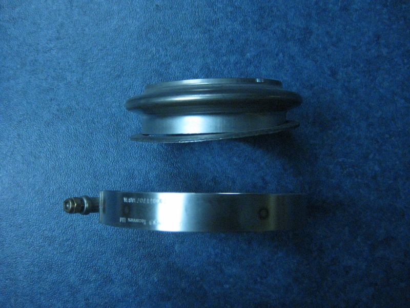 Exhaust pipe clamp assembly-2