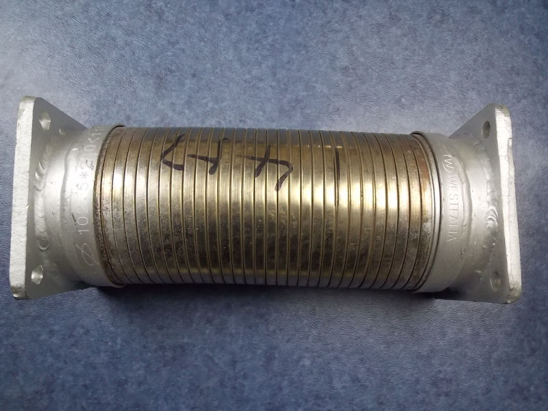 Exhaust corrugated pipe (flange 92*92, L=340mm)