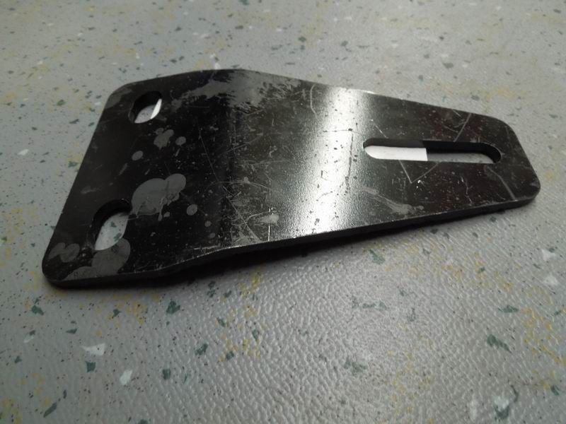 Exhaust pipe support, L-shaped, 4mm, Q325-B-1