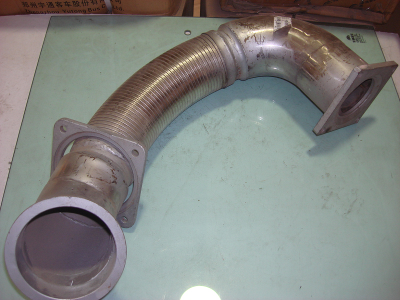 Exhaust corrugated pipe (flange 116*116, L=520mm)