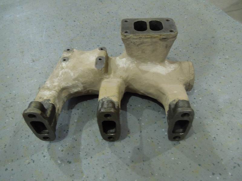 Rear exhaust manifold