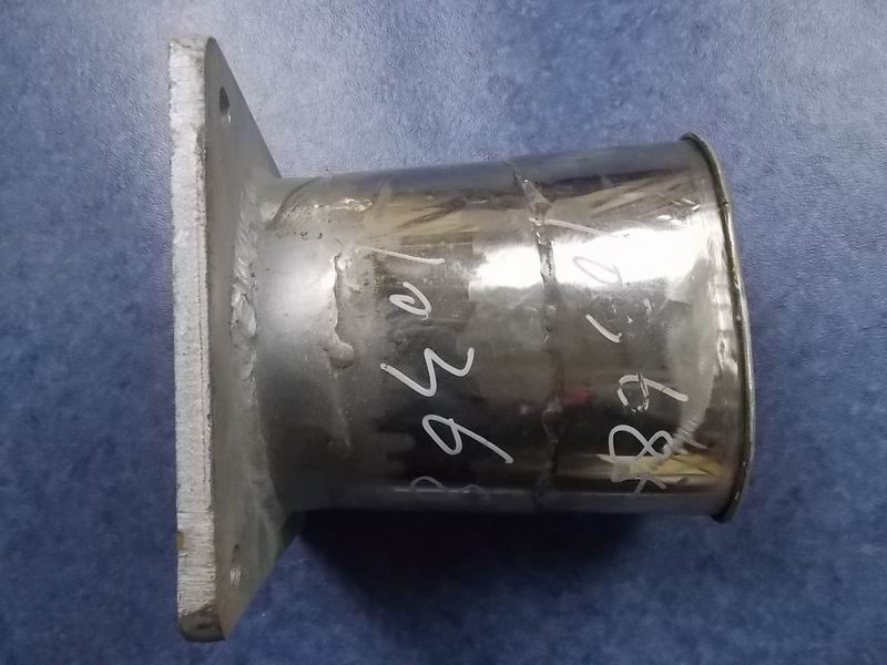 Выхлопная труба (фланец 124 * 124 Ф 120 Л= 165 )