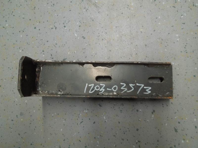 Muffler bracket (ZK6708D first stage) (15/20)-2