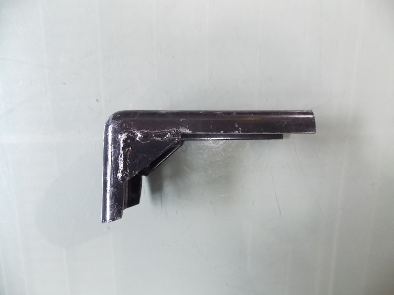 Exhaust pipe bracket-1