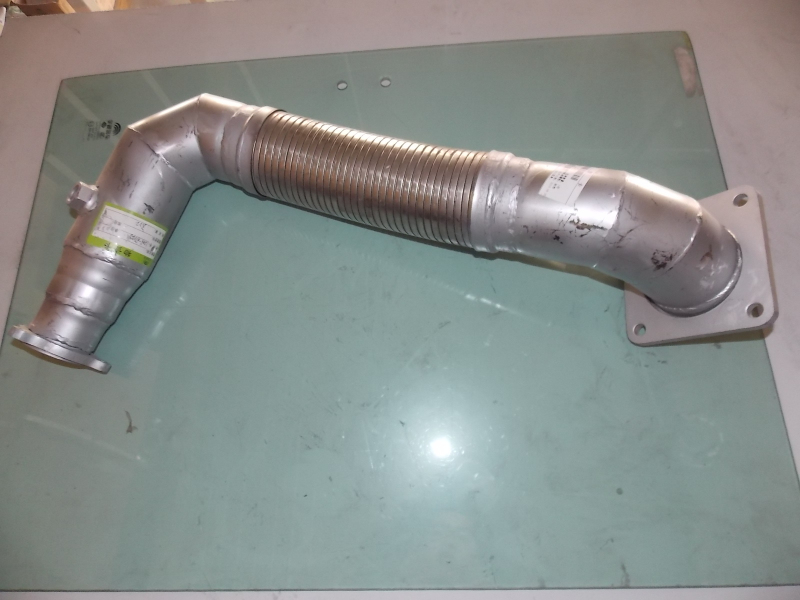 Exhaust corrugated pipe (flange 105*105, Φ90, L=492mm)