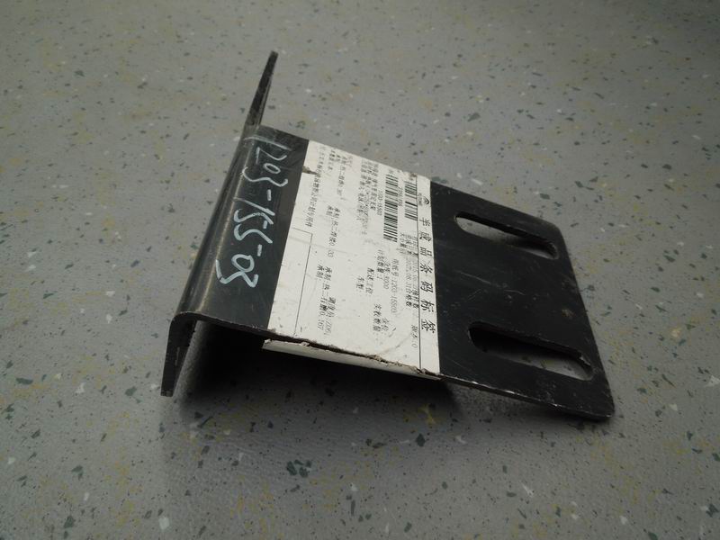 Exhaust pipe fixing bracket-1