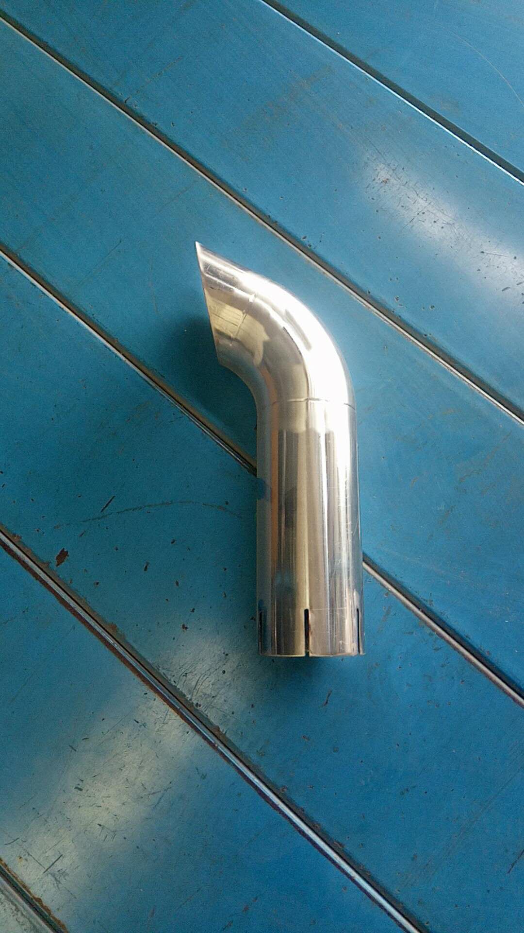 Exhaust tailpipe (heavy industry)