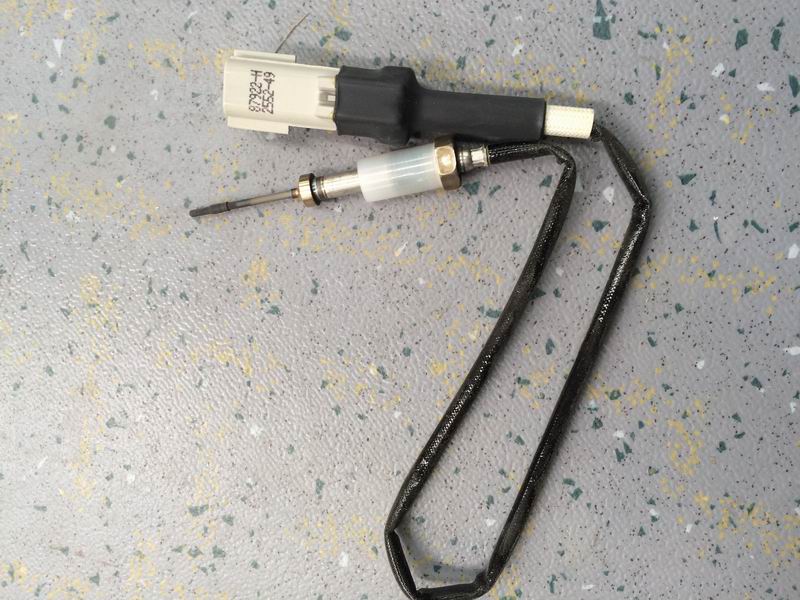 Датчик температуры на выходе; потреблять инвентарь