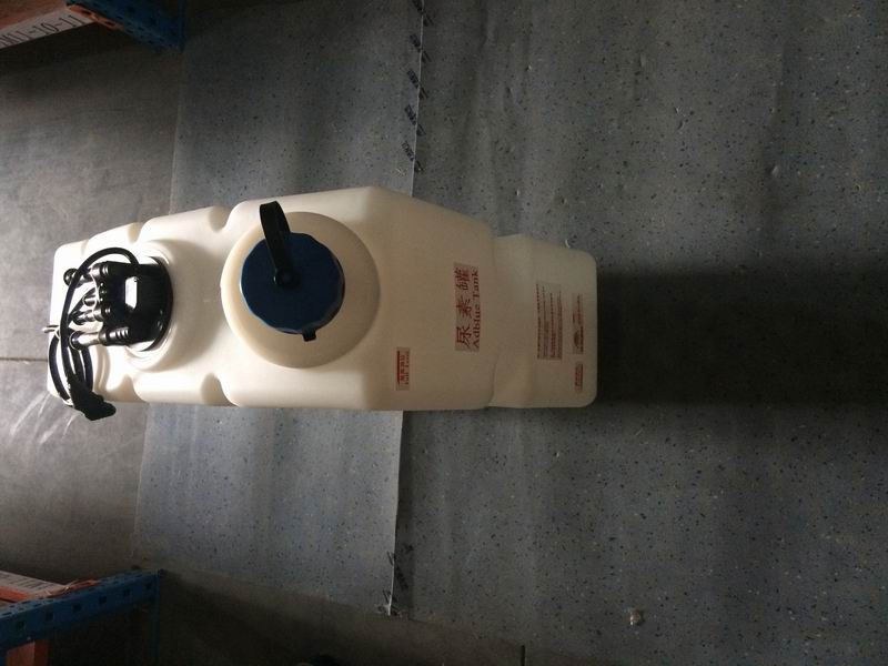 Urea tank assembly (35L/Weichai, Xichai)-2