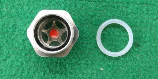 Окно наблюдения за уровнем жидкости M 26 *1,5