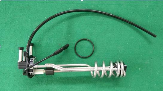 Urea tank level temperature sensor