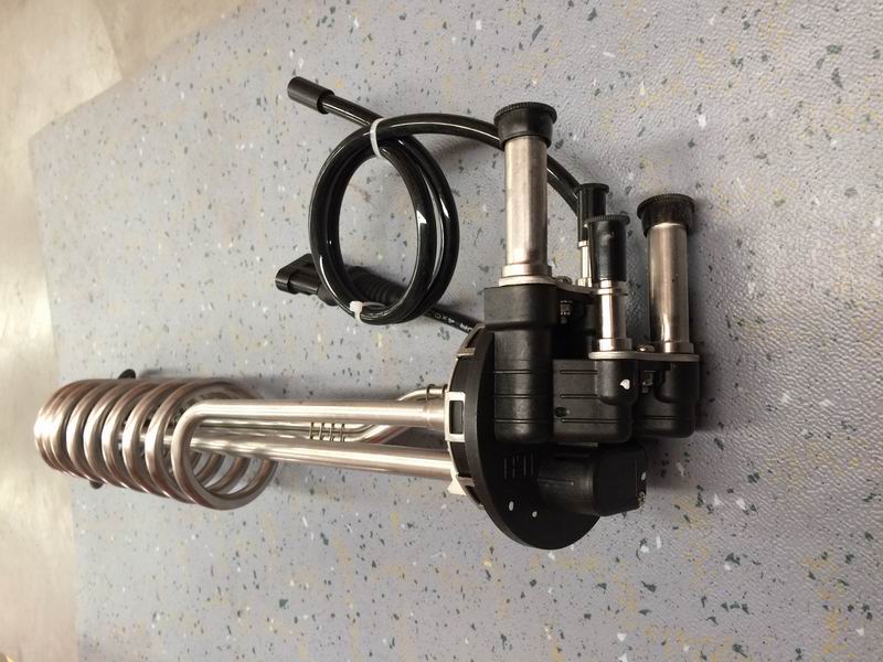 Датчик температуры уровня мочевины в баке-2