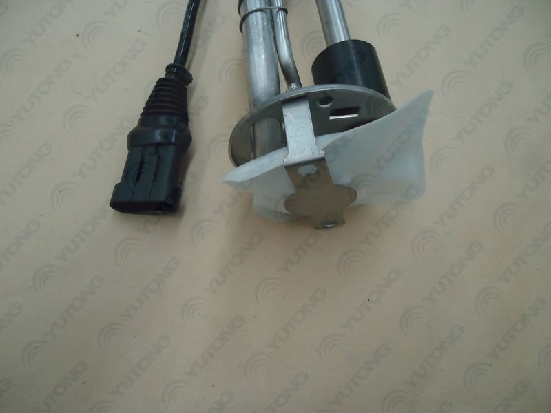 Urea tank level temperature sensor