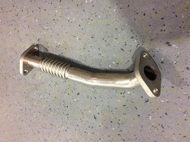 EGR cooler air outlet pipe