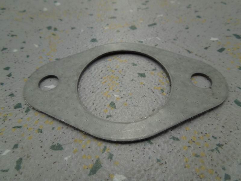 EGR air outlet pipe pad