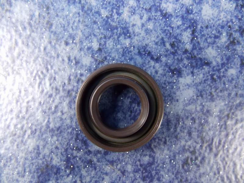 Fan hydraulic motor oil seal-1