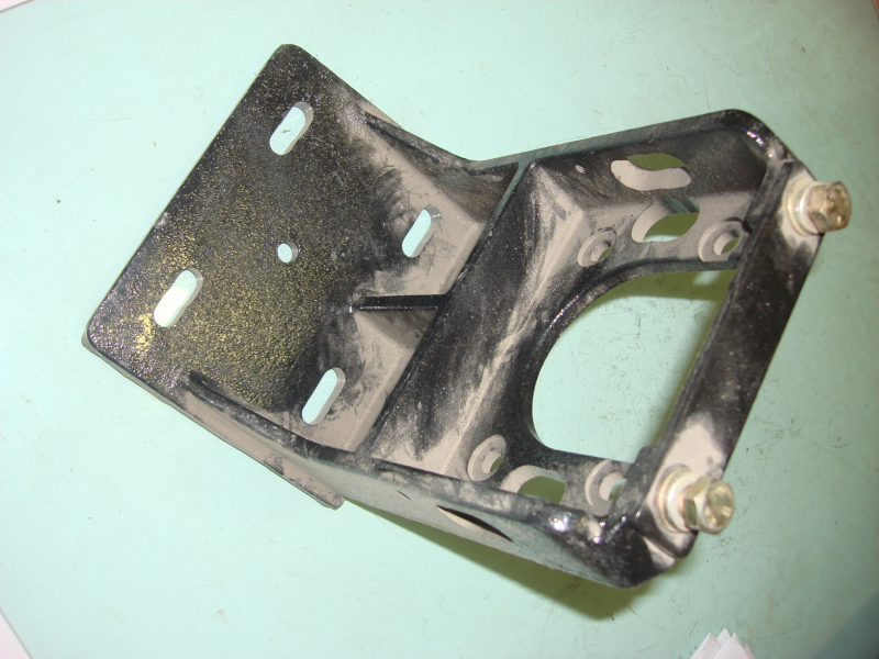 Fan electromagnetic clutch mounting bracket