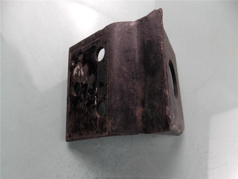 Radiator bracket assembly (left)