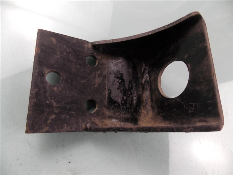 Radiator bracket assembly (left)-1