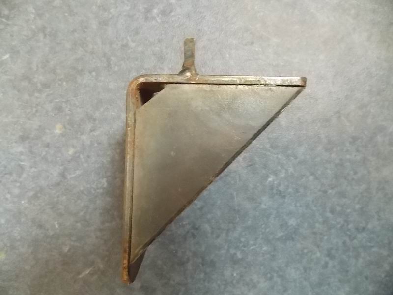 (Rear section) Front bracket of water tank (process 20)-1