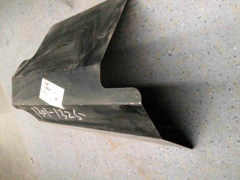 Radiator deflector, deflector (right), ZK6808H-2