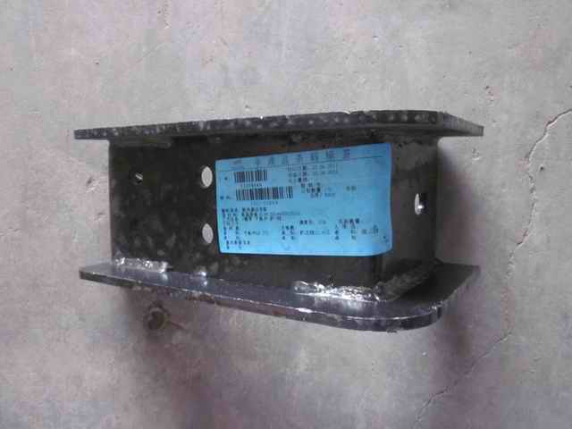 D Задний кронштейн радиатора-3