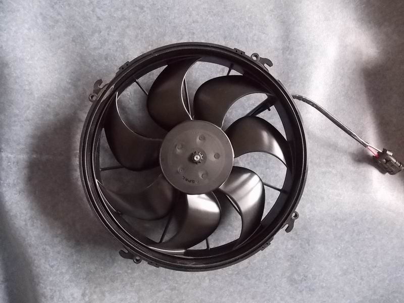 Вентилятор в сборе (диаметр лопастей 305 )