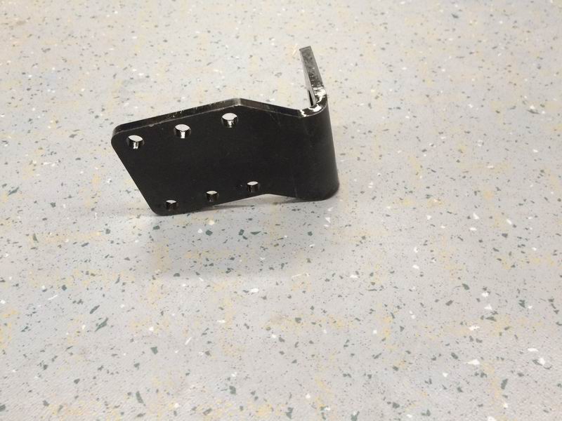 Radiator side bracket, L-shaped, ZK6125-2