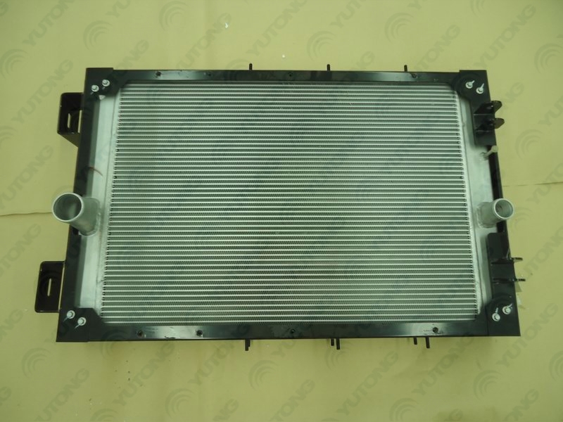 Engine radiator, aluminum plate fin type, rear vehicle-1