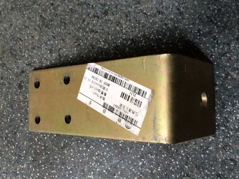 Radiator left bracket-1