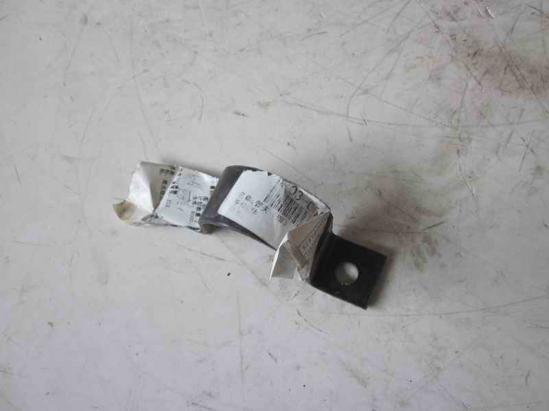 Фиксированный хомут впускной и выпускной трубы (полукруглый, Φ 52 )