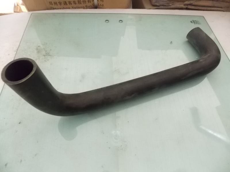 D Engine water outlet pipe