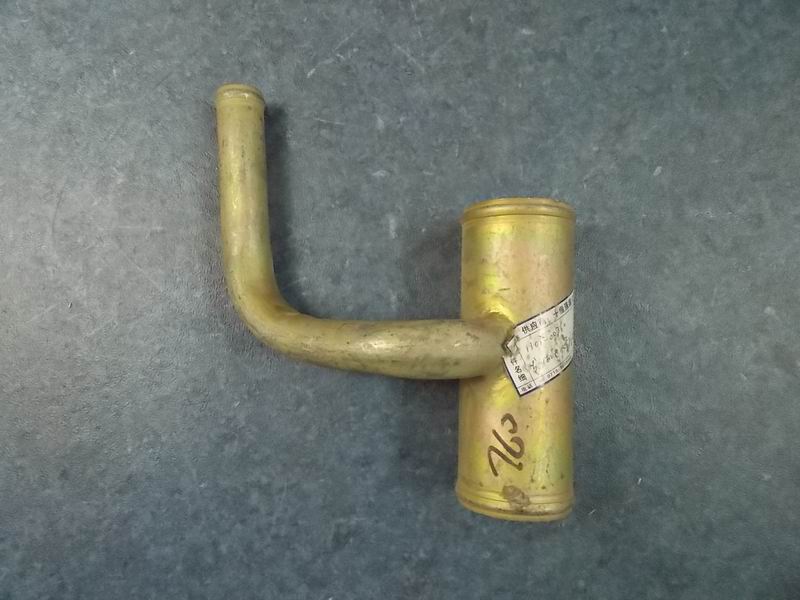 Engine water inlet pipe joint assembly