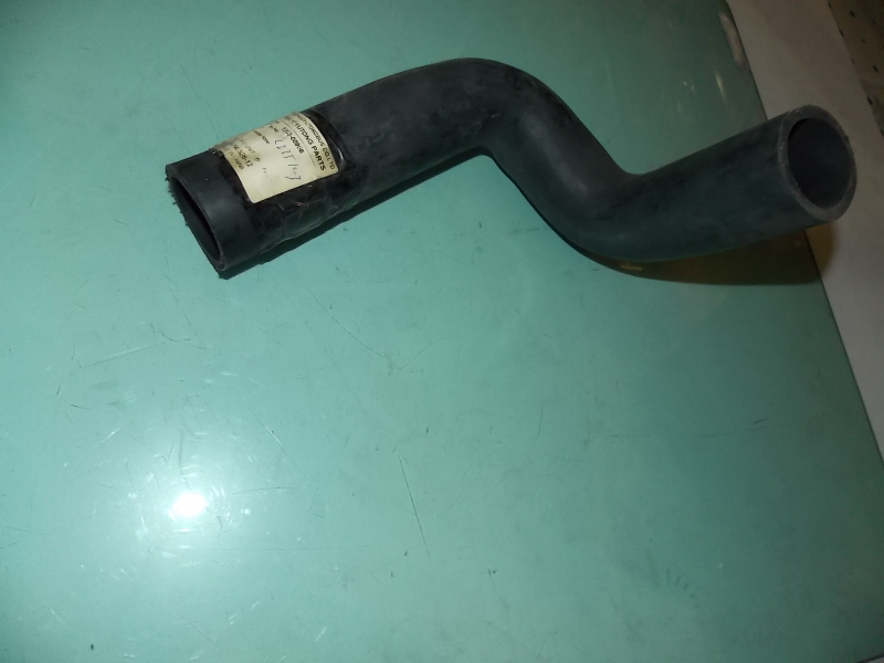 D 散热器进水胶管