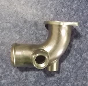 Engine water inlet pipe