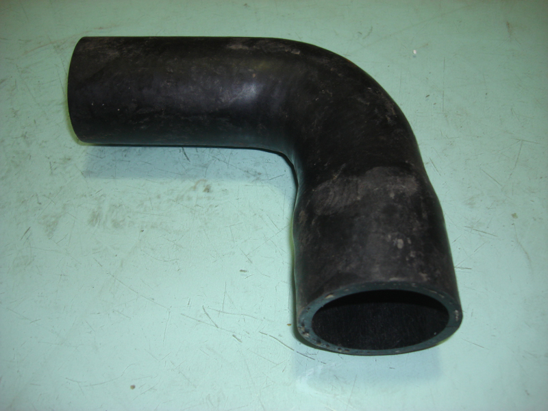 Radiator outlet hose-1