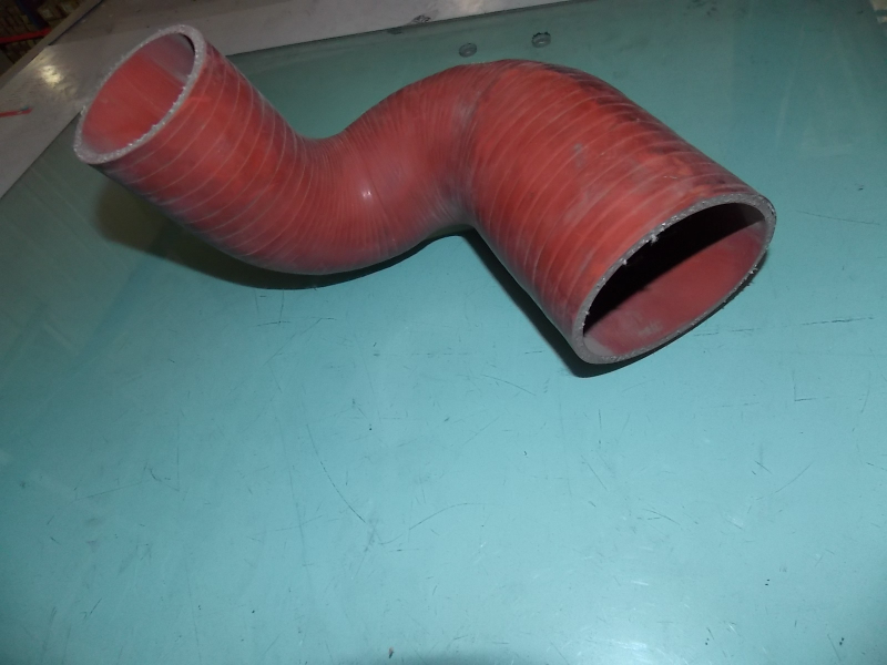 D изогнутый шланг переменного диаметра-1