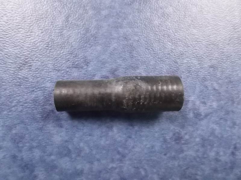 Radiation rubber pipe