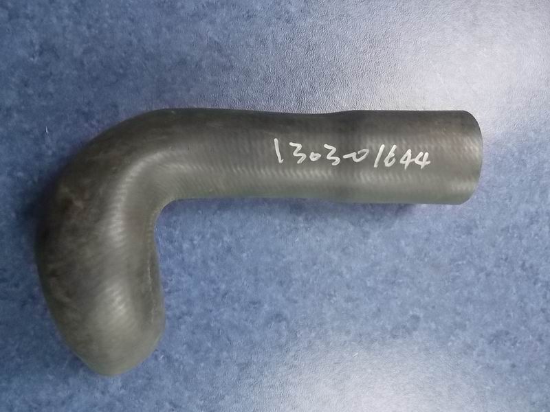 Engine water inlet hose-1