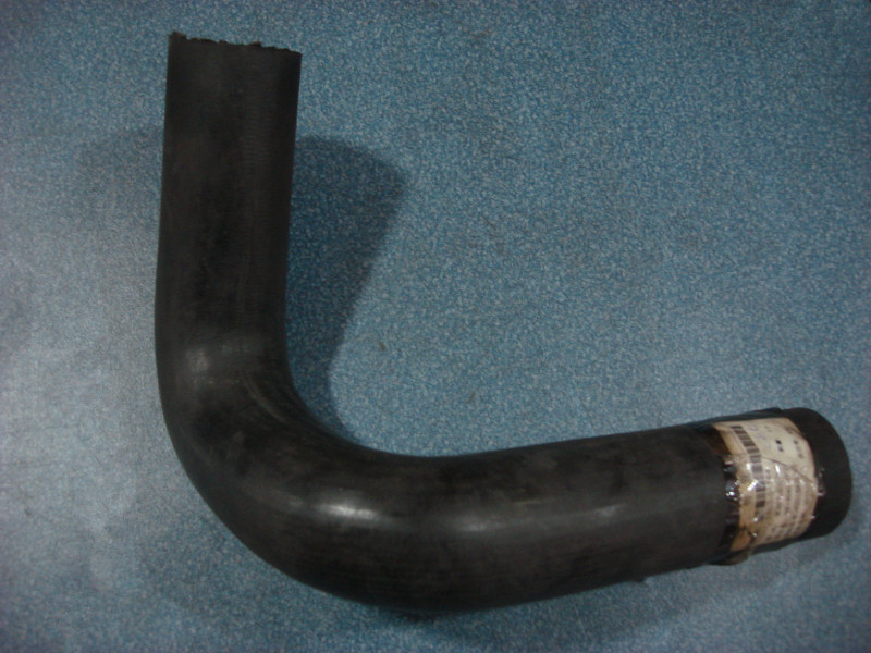 Водовыпускная труба диаметром двигателя