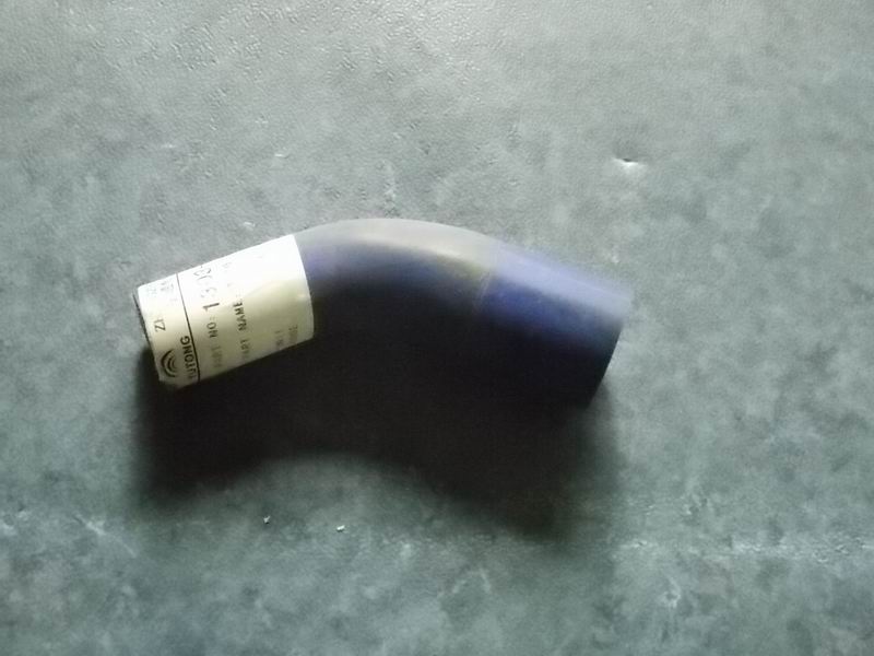 Special-shaped hose (135°, Φ18-Φ25, silicon), 60/60