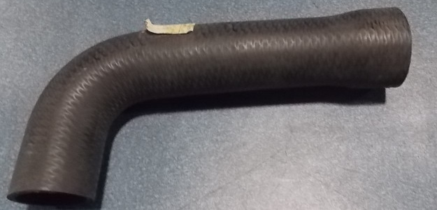 Radiator outlet hose