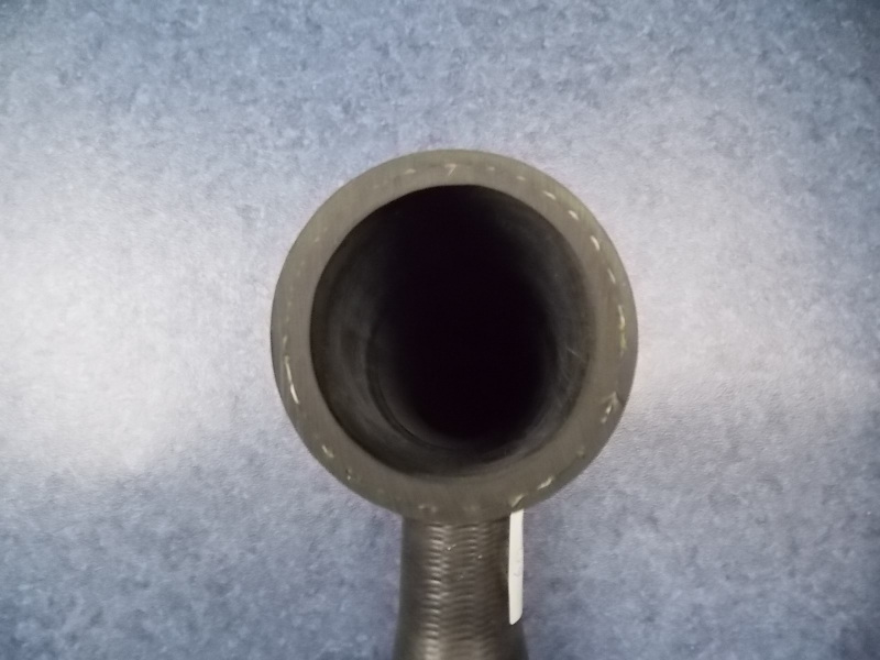 散热器进水管-1