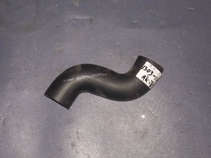 Special-shaped hose, Φ50, height difference of 135mm-1