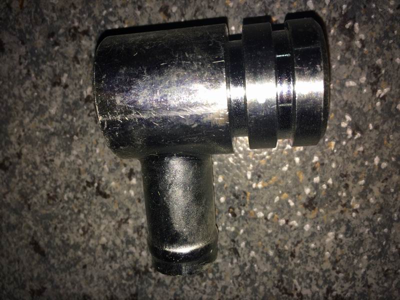 Heater connection tube