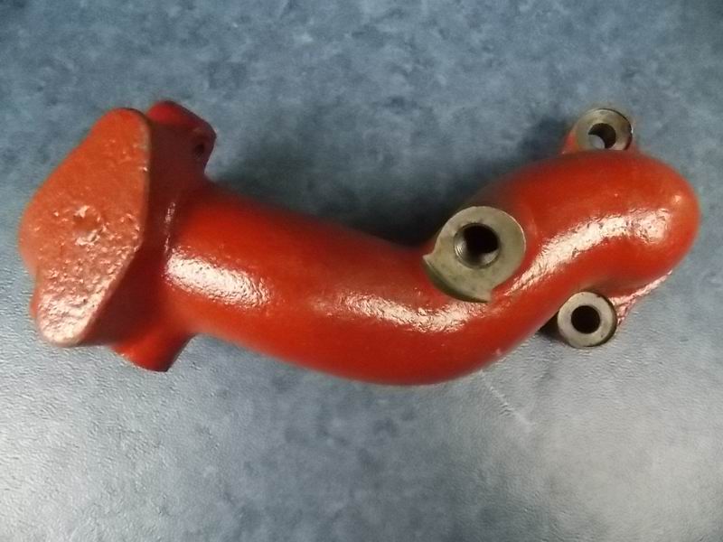 Water pump outlet pipe