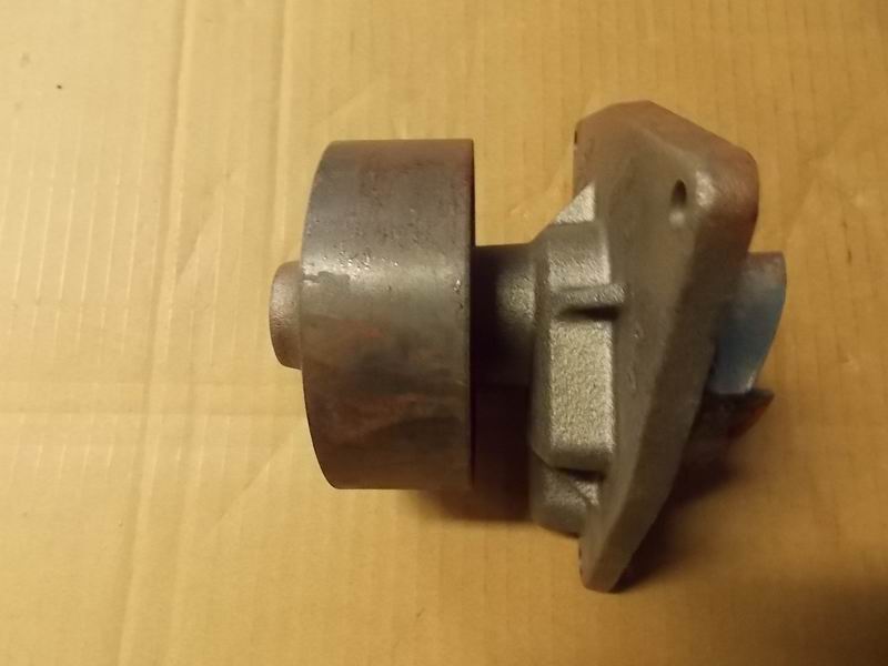 Водяной насос; потреблять инвентарь; доступен для 1307-01175 поколения-1