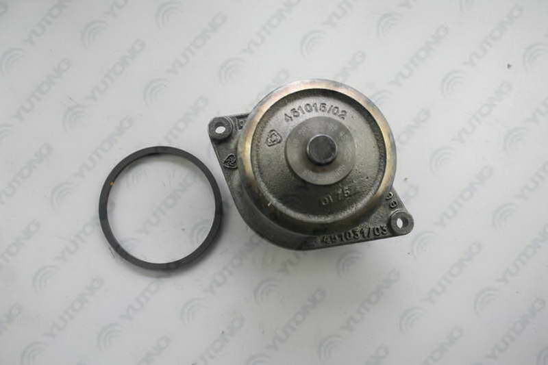 Water pump; can be replaced by 1307-00962-1
