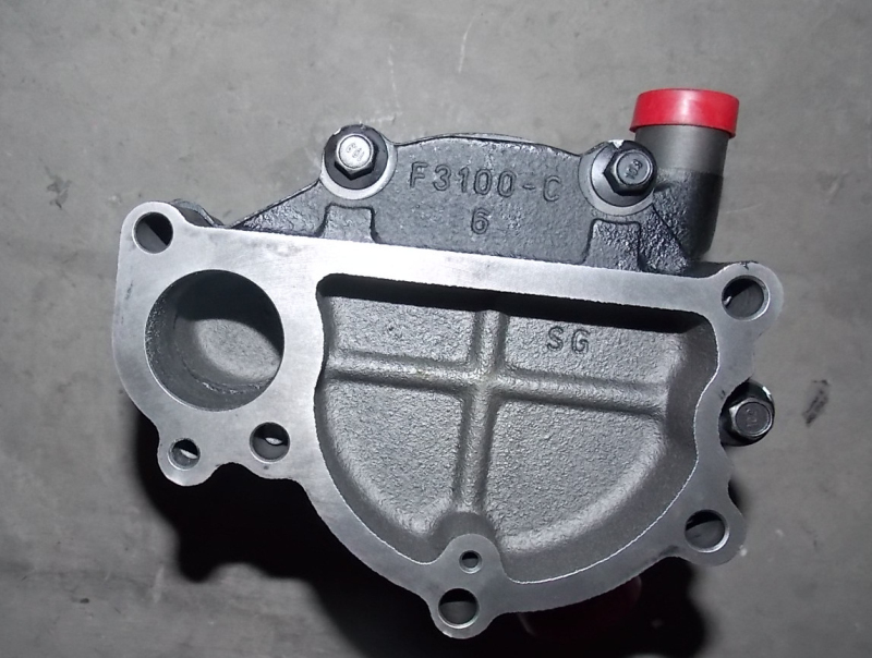 Водяной насос; можно заменить на 1307-00750-2