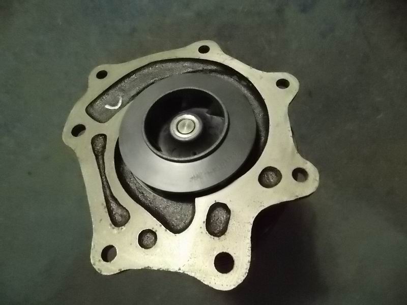 Водяной насос; может быть использован для 1307-00767 поколения-2